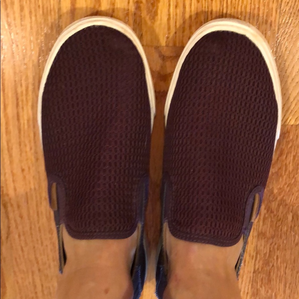 Olukai slides